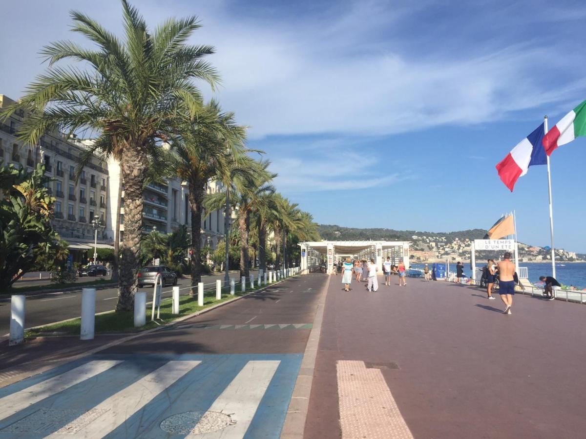 Promenade Des /carre D'or - 2 Mins Plages Apartment